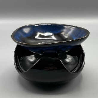 Duftlampe abstrakt dunkel gesprenkelt