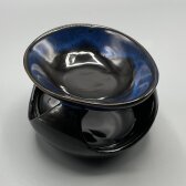 Duftlampe abstrakt dunkel gesprenkelt